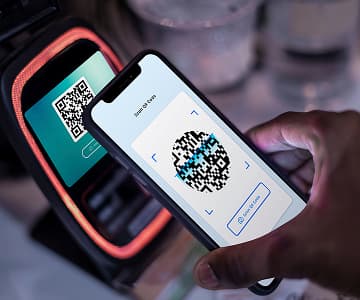 the process of cashless payments by phone